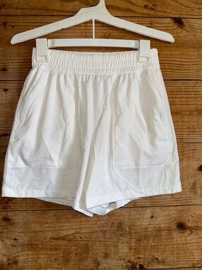 Athleta White Elastic-Waist Women’s Shorts